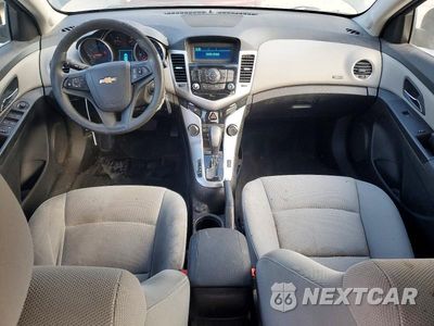 Zdjęcie 8 z 12 samochodu: 2015 CHEVROLET CRUZE LT VIN:1G1PC5SBXF7282965 - miniatura