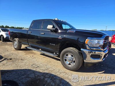 Czwarte zdjęcie samochodu z boku: 2022 RAM 3500 TRADESMAN VIN:3C63R3GLXNG241529 - miniatura