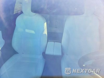 Zdjęcie 10 z 14 samochodu: 2019 TESLA MODEL X VIN:5YJXCBE43KF203305 - miniatura