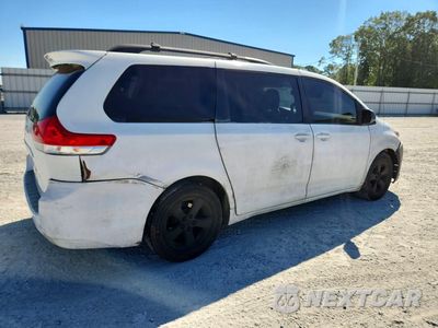 Trzecie zdjęcie samochodu z tyłu: 2012 TOYOTA SIENNA LE VIN:5TDKK3DC0CS207952 - miniatura