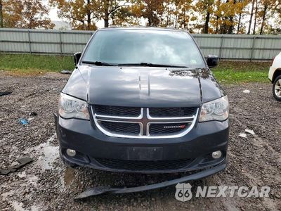 Piąte zdjęcie samochodu w środku: 2017 DODGE GRAND CARAVAN SXT VIN:2C4RDGCG8HR605544 - miniatura