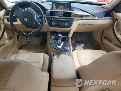 Zdjęcie 8 z 12 samochodu: 2014 BMW 328 XI SULEV VIN:WBA3B5C51EP543896 - miniatura