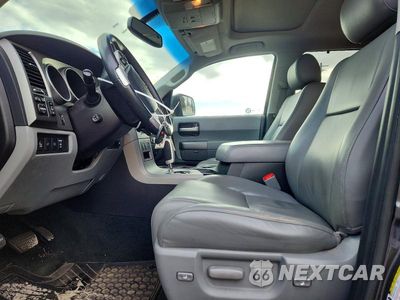 Zdjęcie 7 z 14 samochodu: 2017 TOYOTA SEQUOIA LIMITED VIN:5TDJY5G14HS152719 - miniatura