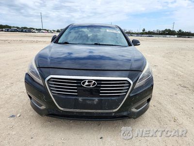 Piąte zdjęcie samochodu w środku: 2016 HYUNDAI SONATA HYBRID LIMITED VIN:KMHE34L12GA018198 - miniatura