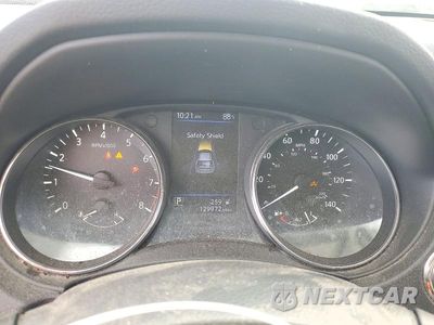 Zdjęcie 9 z 12 samochodu: 2018 NISSAN ROGUE SL VIN:5N1AT2MT7JC809163 - miniatura