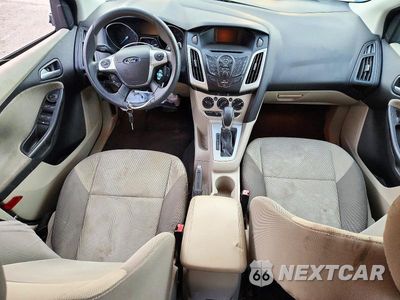 Zdjęcie 8 z 12 samochodu: 2013 FORD FOCUS SE VIN:1FADP3F24DL119459 - miniatura