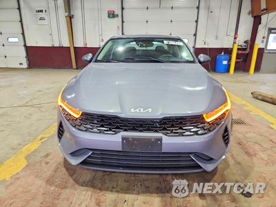 Piąte zdjęcie samochodu w środku: 2023 KIA K5 LXS VIN:5XXG14J2XPG211637 - miniatura