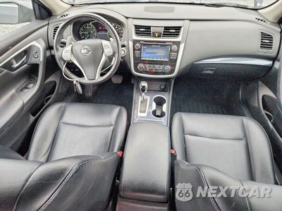 Zdjęcie 8 z 13 samochodu: 2018 NISSAN ALTIMA 2.5 SR VIN:1N4AL3AP2JC275254 - miniatura