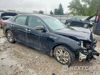 Czwarte zdjęcie samochodu z boku: 2019 KIA OPTIMA LX VIN:5XXGT4L32KG321879 - miniatura
