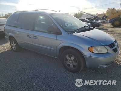 Czwarte zdjęcie samochodu z boku: 2006 DODGE GRAND CARAVAN SXT VIN:2D4GP44L06R892287 - miniatura