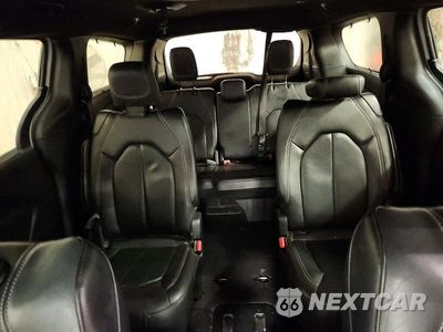 Zdjęcie 10 z 13 samochodu: 2019 CHRYSLER PACIFICA TOURING L VIN:2C4RC1BG8KR610316 - miniatura