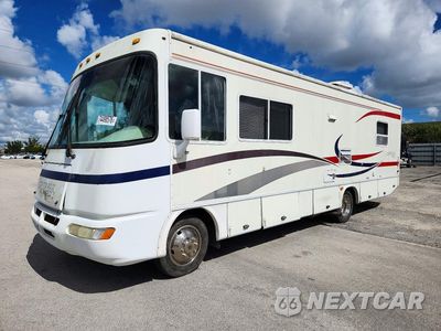 Drugie zdjęcie samochodu z przodu: 2001 FORD F550 SUPER - CAMPER VIN:1FCLF53SX10A14043 - miniatura