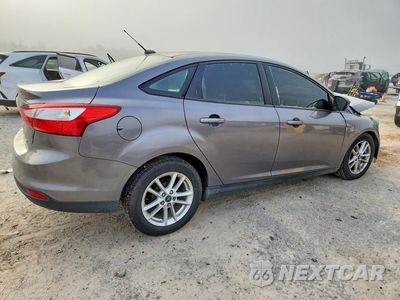 Trzecie zdjęcie samochodu z tyłu: 2012 FORD FOCUS SE VIN:1FAHP3F21CL161037 - miniatura