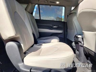 Zdjęcie 11 z 13 samochodu: 2024 TOYOTA GRAND HIGHLANDER LIMITED VIN:5TDAAAB58RS039526 - miniatura