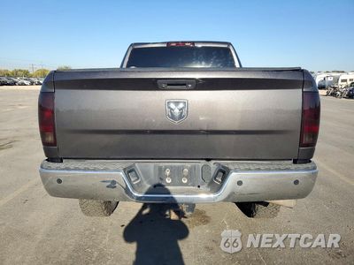 Zdjęcie 6 z 12 samochodu: 2016 RAM 2500 ST VIN:3C6UR5CJ2GG355483 - miniatura