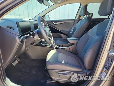 Zdjęcie 7 z 14 samochodu: 2026 KIA NIRO LX VIN:KNDCP3LE9T5361140 - miniatura