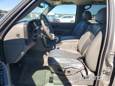Zdjęcie 7 z 13 samochodu: 2004 GMC YUKON XL DENALI VIN:1GKFK66U34J211795 - miniatura