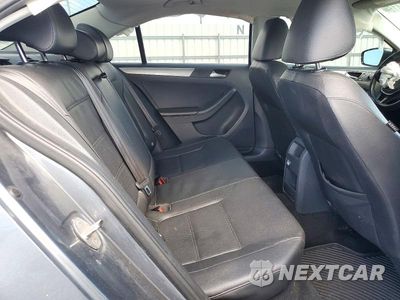 Zdjęcie 10 z 12 samochodu: 2016 VOLKSWAGEN JETTA SE VIN:3VWD67AJ2GM359824 - miniatura