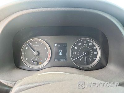 Zdjęcie 9 z 13 samochodu: 2016 HYUNDAI TUCSON SE VIN:KM8J33A44GU175719 - miniatura