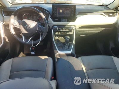 Zdjęcie 8 z 14 samochodu: 2020 TOYOTA RAV4 XLE PREMIUM VIN:JTMC1RFV0LD053165 - miniatura