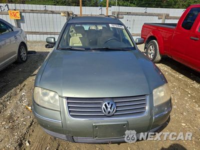 Piąte zdjęcie samochodu w środku: 2003 VOLKSWAGEN PASSAT GL VIN:WVWND63B73E324757 - miniatura