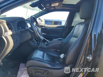 Zdjęcie 7 z 13 samochodu: 2018 TOYOTA HIGHLANDER LIMITED VIN:5TDYZRFH6JS287630 - miniatura