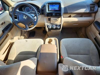 Zdjęcie 8 z 14 samochodu: 2006 HONDA CR-V EX VIN:JHLRD78806C003697 - miniatura