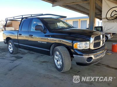 Czwarte zdjęcie samochodu z boku: 2005 DODGE 1500 SLT VIN:1D7HA18N85S293380 - miniatura