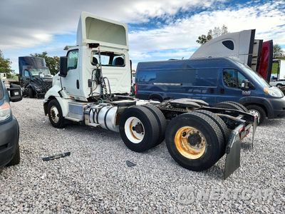 Drugie zdjęcie samochodu z przodu: 2018 INTERNATIONAL RH613 SEMI TRUCK VIN:3HSDWTZR3JN493482 - miniatura