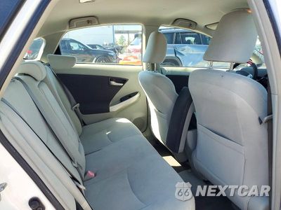 Zdjęcie 11 z 13 samochodu: 2011 TOYOTA PRIUS TWO VIN:JTDKN3DU0B0260863 - miniatura