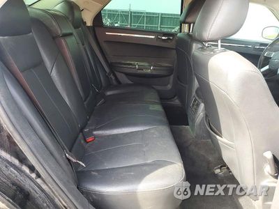 Zdjęcie 10 z 12 samochodu: 2010 CHRYSLER 300 S VIN:2C3CA2CV1AH330048 - miniatura