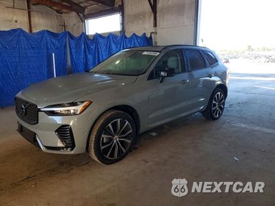 2025 VOLVO XC60 PLUS YV4M12RC4S1113371 - główne zdjęcie licytacji z USA - miniatura