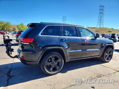 Trzecie zdjęcie samochodu z tyłu: 2015 JEEP GRAND CHEROKEE LAREDO VIN:1C4RJFAG2FC212635 - miniatura