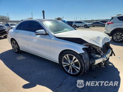 Czwarte zdjęcie samochodu z boku: 2018 MERCEDES-BENZ C 300 VIN:55SWF4JB7JU246898 - miniatura