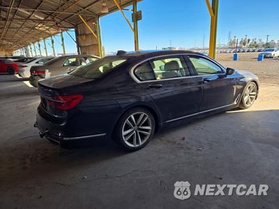 Trzecie zdjęcie samochodu z tyłu: 2016 BMW 750 XI VIN:WBA7F2C51GG418081 - miniatura