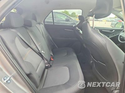 Zdjęcie 11 z 13 samochodu: 2026 KIA NIRO LX VIN:KNDCP3LE2T5361786 - miniatura