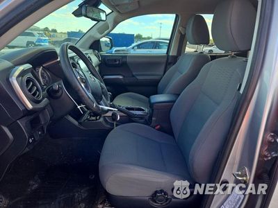 Zdjęcie 7 z 12 samochodu: 2018 TOYOTA TACOMA SR5 V6 VIN:5TFAZ5CN4JX064565 - miniatura