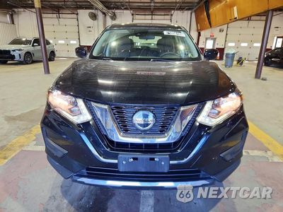 Piąte zdjęcie samochodu w środku: 2019 NISSAN ROGUE S VIN:5N1AT2MV5KC788042 - miniatura