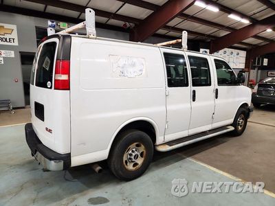 Trzecie zdjęcie samochodu z tyłu: 2015 GMC SAVANA G2500 VIN:1GTW7FCF1F1903463 - miniatura