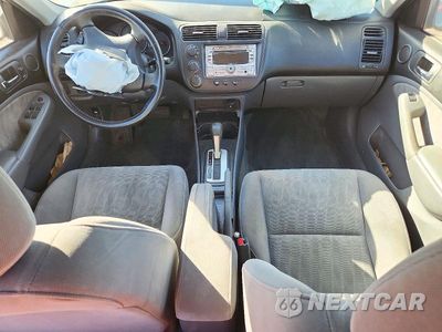 Zdjęcie 8 z 13 samochodu: 2005 HONDA CIVIC LX VIN:2HGES16525H605098 - miniatura