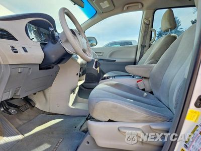 Zdjęcie 7 z 13 samochodu: 2012 TOYOTA SIENNA BASE 7-PASSENGER VIN:5TDZK3DC4CS278974 - miniatura