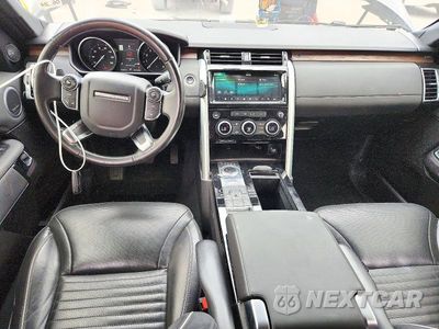 Zdjęcie 8 z 13 samochodu: 2017 LAND ROVER DISCOVERY HSE VIN:SALRRBBV5HA027047 - miniatura