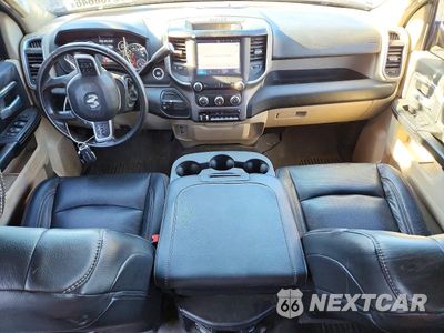 Zdjęcie 8 z 12 samochodu: 2022 RAM 3500 BIG HORN/LONE STAR VIN:3C63R3LL6NG385312 - miniatura