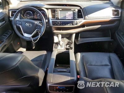 Zdjęcie 8 z 14 samochodu: 2014 TOYOTA HIGHLANDER LIMITED VIN:5TDDKRFH9ES057539 - miniatura