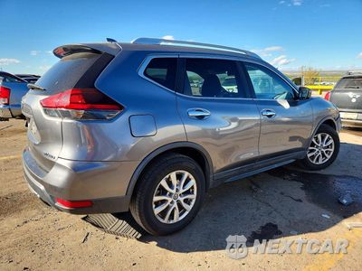 Trzecie zdjęcie samochodu z tyłu: 2018 NISSAN ROGUE SV VIN:KNMAT2MV1JP560969 - miniatura