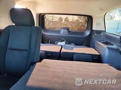 Zdjęcie 10 z 13 samochodu: 2012 CHEVROLET TAHOE K1500 LS VIN:1GNSKAE00CR233479 - miniatura