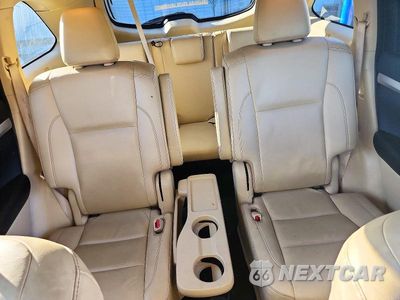 Zdjęcie 10 z 13 samochodu: 2019 TOYOTA HIGHLANDER XLE VIN:5TDJZRFH8KS629999 - miniatura