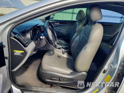 Zdjęcie 7 z 12 samochodu: 2013 HYUNDAI SONATA LIMITED VIN:5NPEC4AC6DH529636 - miniatura