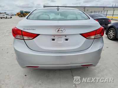 Zdjęcie 6 z 12 samochodu: 2013 HYUNDAI ELANTRA GLS VIN:5NPDH4AE3DH355460 - miniatura