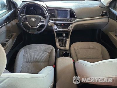 Zdjęcie 8 z 12 samochodu: 2018 HYUNDAI ELANTRA VALUE EDITION VIN:KMHD84LF7JU584341 - miniatura
